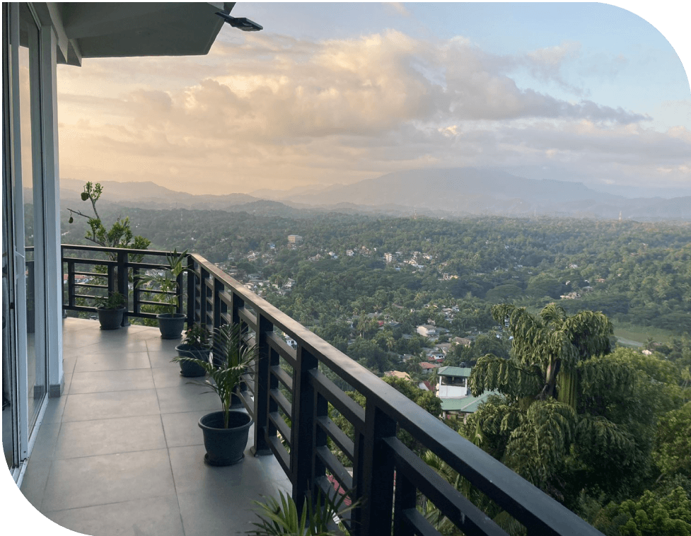 Lucksury-Room-In-Kandy